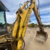 RetroPala, Marca: NEW HOLLAND, Modelo: LB 110, Año fabricación 2001, equipada con dos cazos y matriculada.