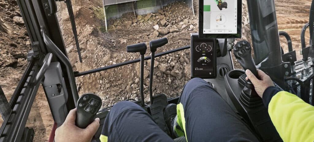 Palancas de control y joysticks para maquinaria pesada