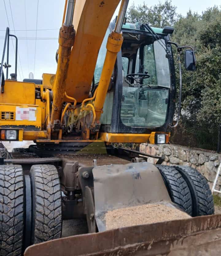 EXCAVADORA JCB JS175W - Imagen 25
