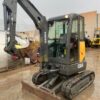 Miniexcavadora,VOLVO, ECR25D, Año fabricación 2016, Horas: 5556, equipada con enganche mecánico y dos cazos. Giro cero.Con CE. Maquinaria lista para trabajar.
