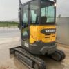 Miniexcavadora,VOLVO, ECR25D, Año fabricación 2016, Horas: 5556, equipada con enganche mecánico y dos cazos. Giro cero.Con CE. Maquinaria lista para trabajar.