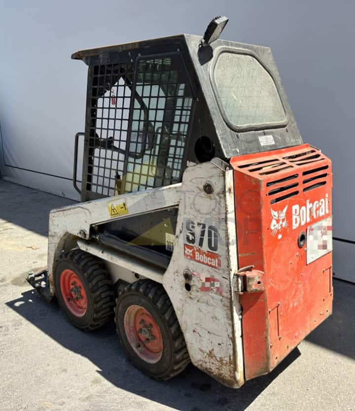 Miniexcavadora BOBCAT S70, Año 2020, Horas: 2311 H, equipada con pala, Matriculada.