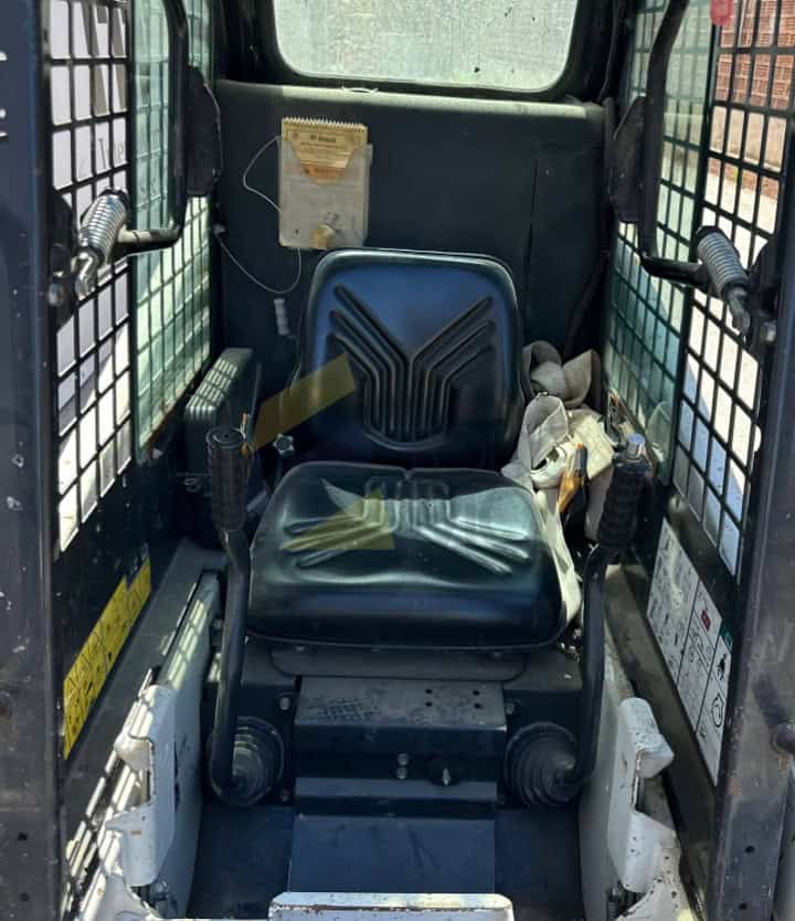 Miniexcavadora BOBCAT S70, Año 2020, Horas: 2311 H, equipada con pala, Matriculada.