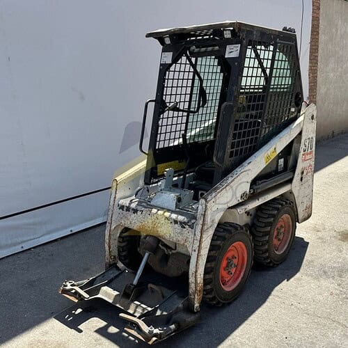 Miniexcavadora BOBCAT S70, Año 2020, Horas: 2311 H, equipada con pala, Matriculada.