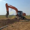 Excavadora, HITACHI, ZAXIS ZX210W, Año de fabricación 2006, Horas: 14379 Aprox, dos cazoscazo, Aire acondicionado recien cargado, Frenos reparados.