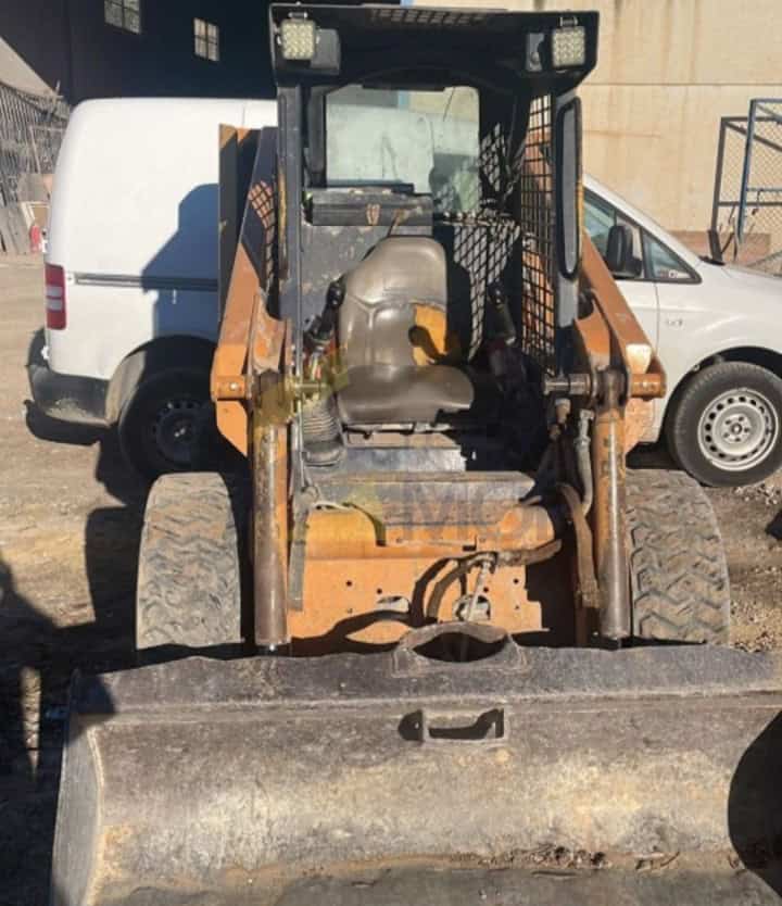 Minicargadora, CASE 40 XT, Año fabricación 2004, Horas: 6792, equipada con pala, retro. Matriculada. Maquinaria de Autónomo lista para trabajar