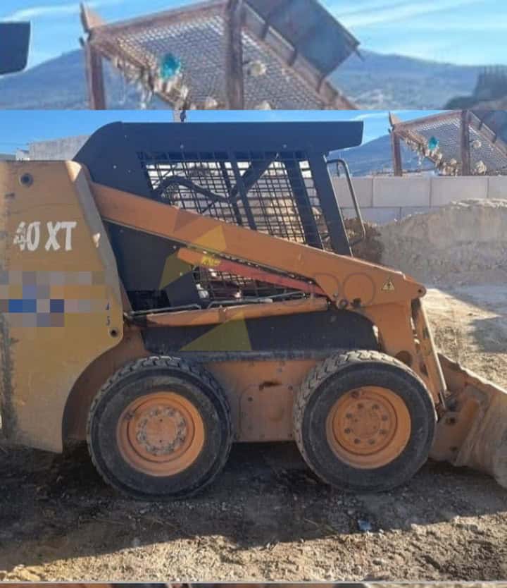 Minicargadora, CASE 40 XT, Año fabricación 2004, Horas: 6792, equipada con pala, retro. Matriculada. Maquinaria de Autónomo lista para trabajar