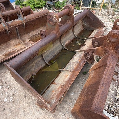 Cazo de Limpieza de 2400 mm para CATERPILLAR 322.