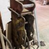 Martillo HUPPI 402 acoplado en TAKEUCHI TB175/TB290/TB295W/TB280FR. Peso operativo: 479 Kg, Golpes por minuto: 550-1000, Peso de máquina portadora: 7-10 Tn.