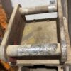 Martillo HUPPI 402 acoplado en TAKEUCHI TB175/TB290/TB295W/TB280FR. Peso operativo: 479 Kg, Golpes por minuto: 550-1000, Peso de máquina portadora: 7-10 Tn.