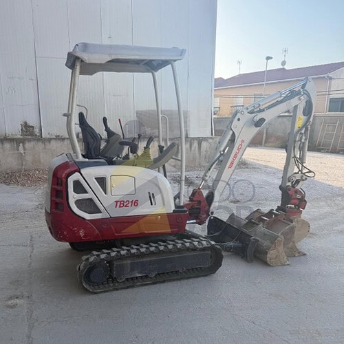 Miniexcvadora TAKEUCHI TB216 Canopy, Año fabricación 2018, 3.782 H, cazo de 40, Cazo de 60, E. Hidráulico, tres Instalaciones hidráulicas. POWERTILT .